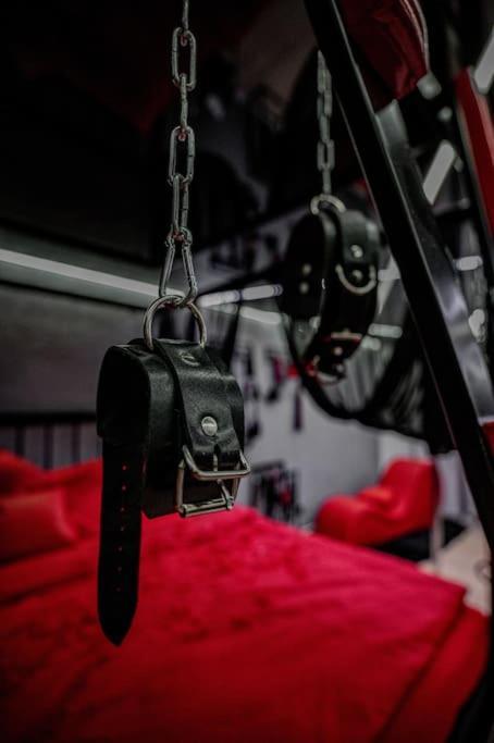 Bdsm Apartman V Bratislave -Adults Only Братислава Екстериор снимка